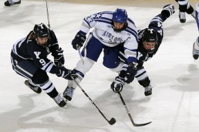 开云体育在线-F1年度争冠之夜，哈弗茨全场最佳无争议，当赛道轰鸣遇见绿茵传奇