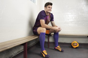 开云体育-三笘薰成为胜负手，突尼斯鏖战亚特兰大背后的足球全球化新叙事