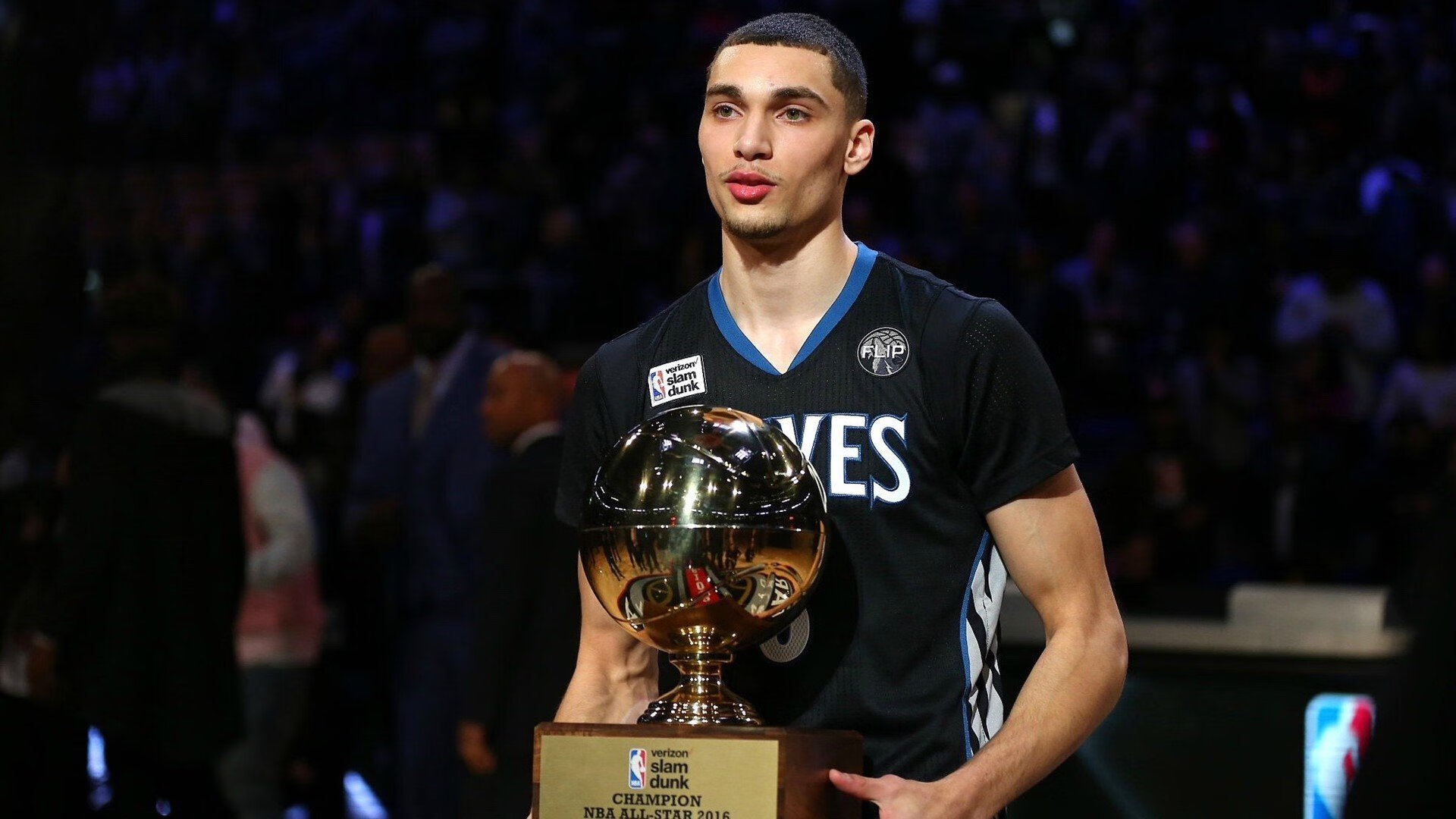 2026世界杯焦点战，当开拓者节奏掌控独行侠，足球场上的降维打击